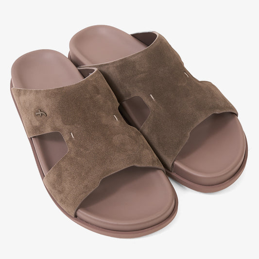 FARADA MODERN MINIMALIST SUEDE NEUTRAL TONE ARABIC SANDALS PEPE