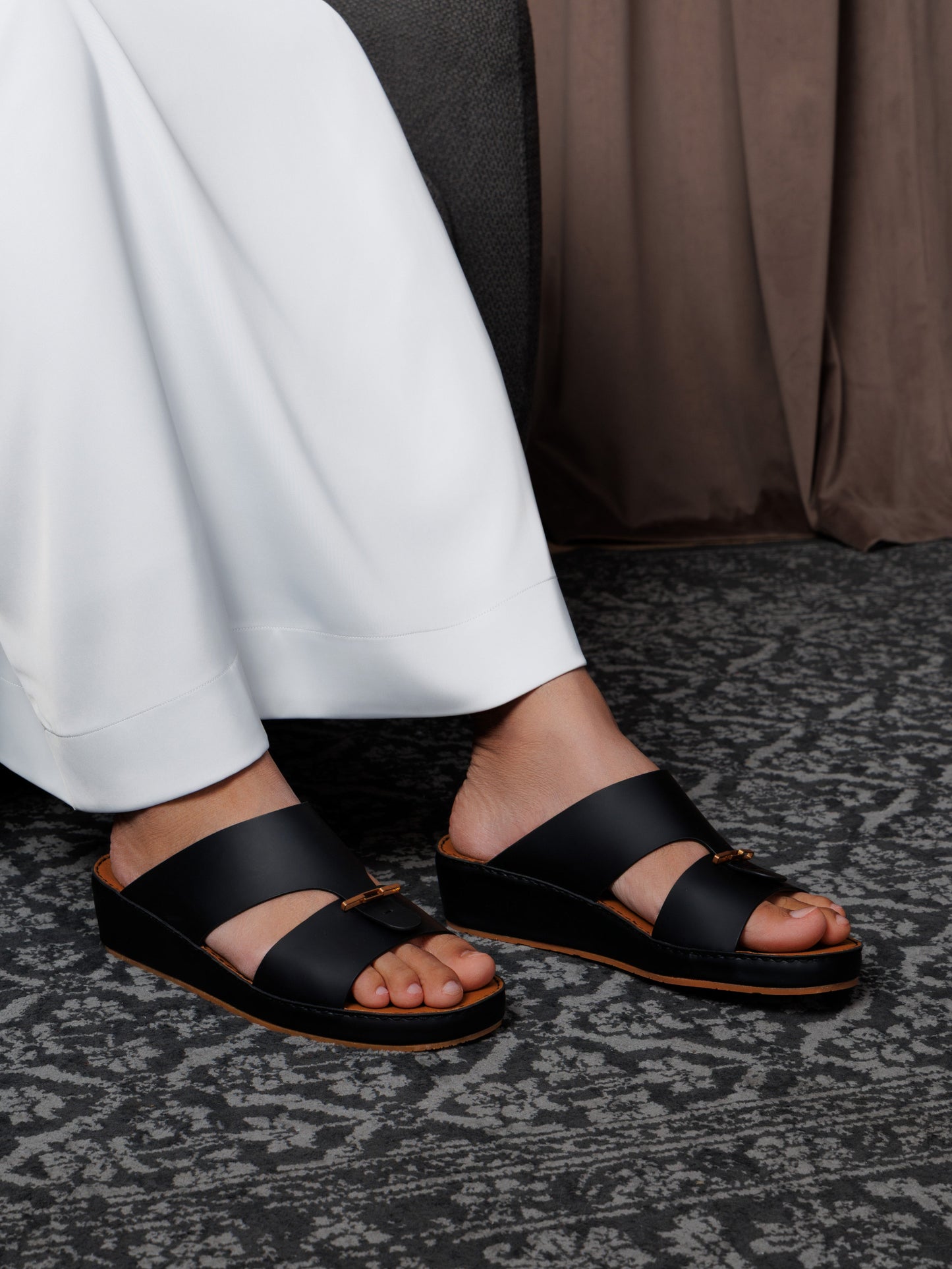 FARADA MENS ARABIC SANDALS BLACK