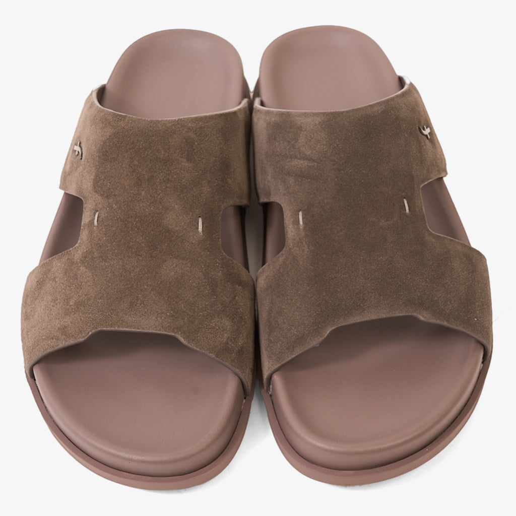 FARADA MODERN MINIMALIST SUEDE NEUTRAL TONE ARABIC SANDALS PEPE