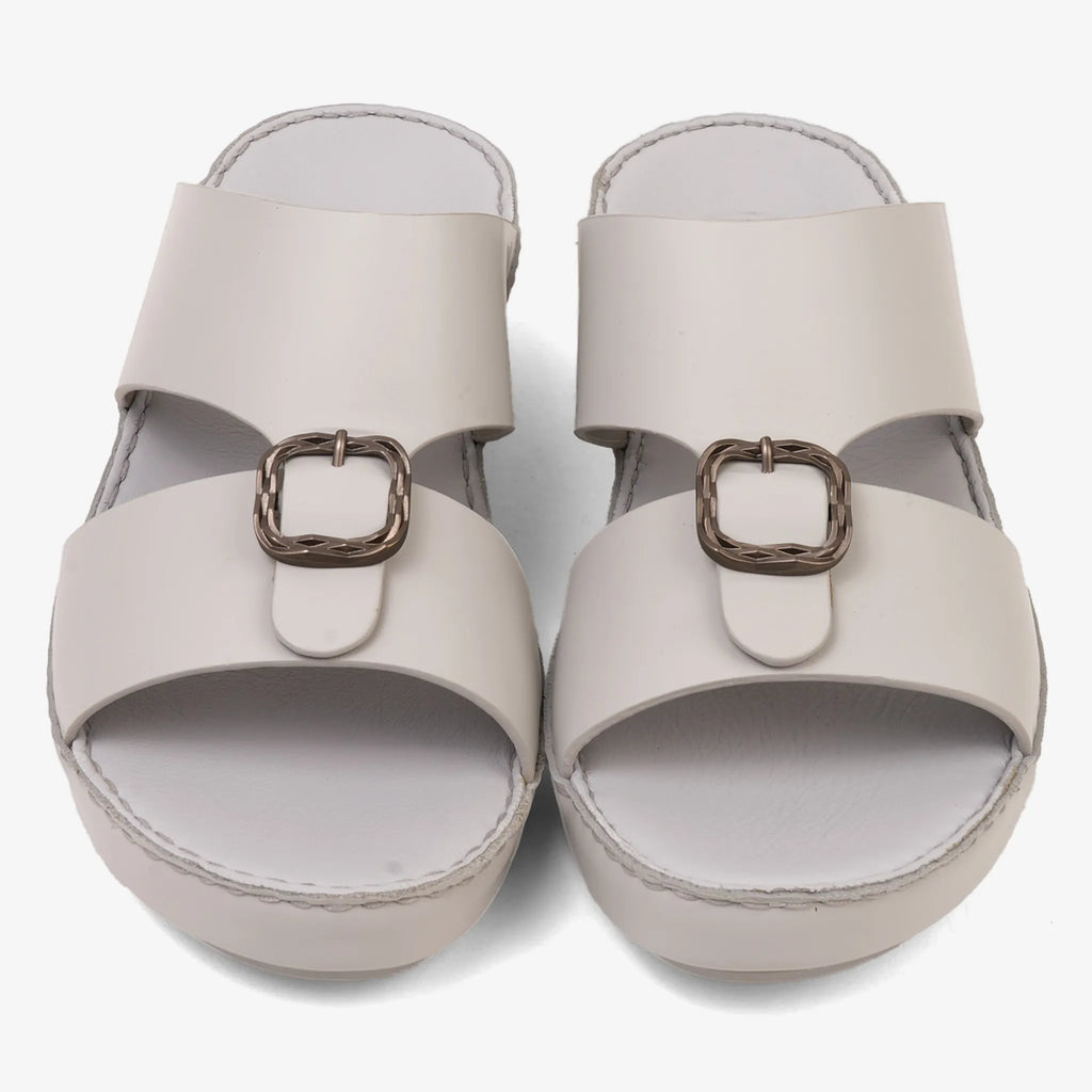 FARADA DA VINCI BRASS ICONIC DOUBLE F TRIM ARABIC SANDALS LIGHT GREY