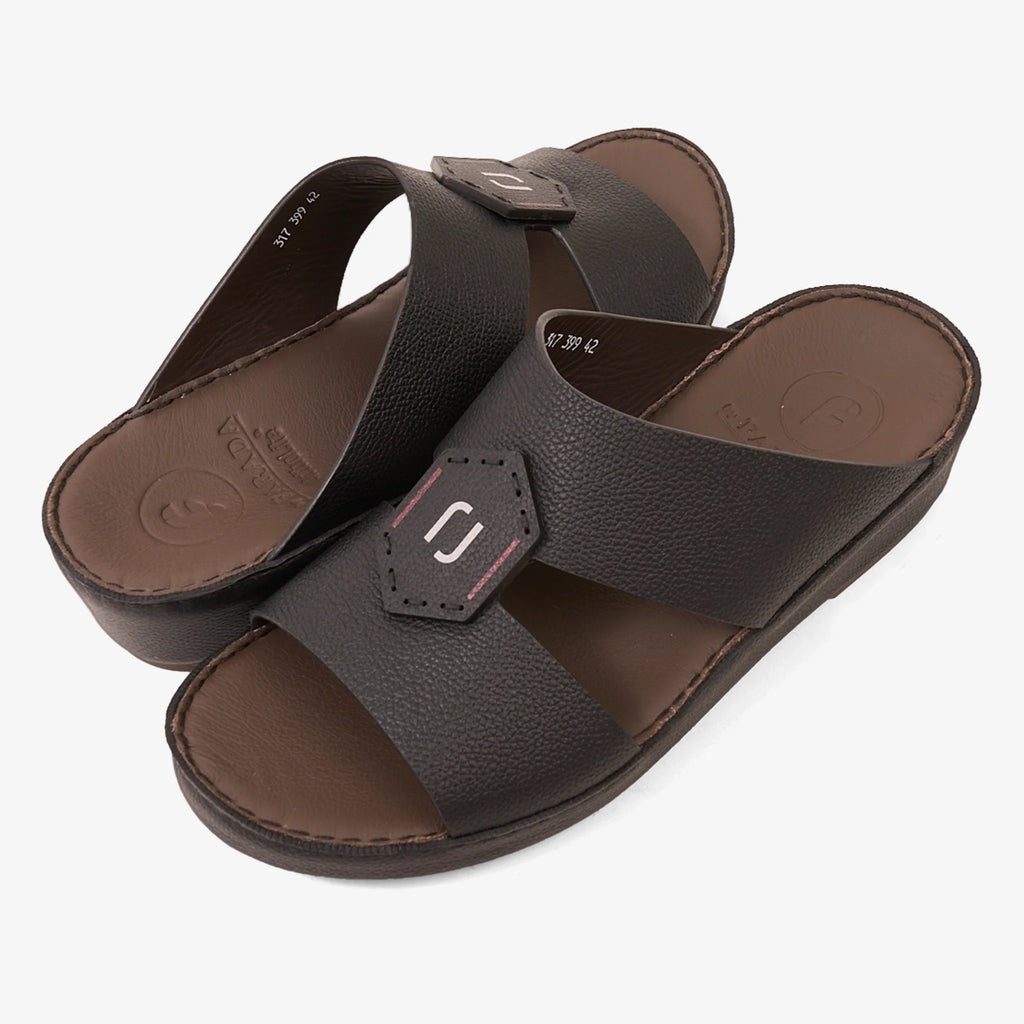 FARADA MODERN WITH BUCKLE DETAILED ARABIC SANDALS BLACK