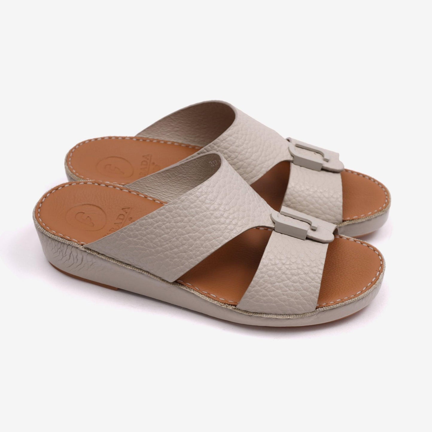 DAVINCI TIMELESS UNLINED HAMMERED CLASSIC ARABIC SANDALS BEIGE - Farada