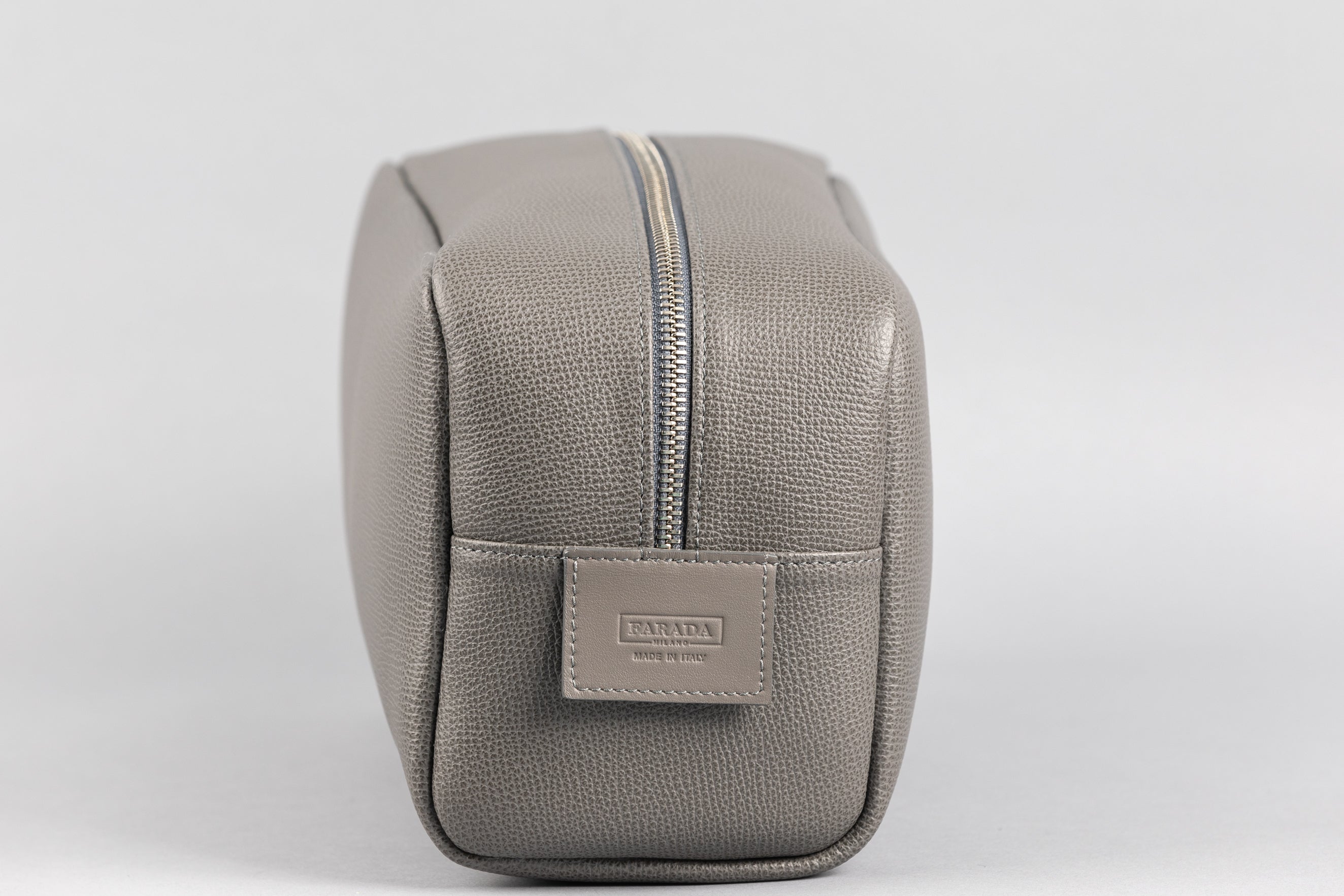 Mastrotto  Dark Grey Wash Bag (098MC)